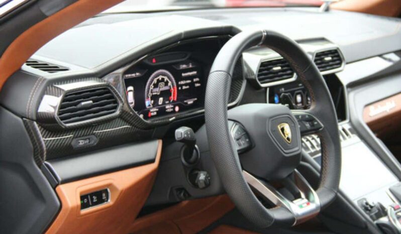 Lamborghini Urus 4.0 V8 ADAS Head Up Panorama Carbon auf Bestellung voll