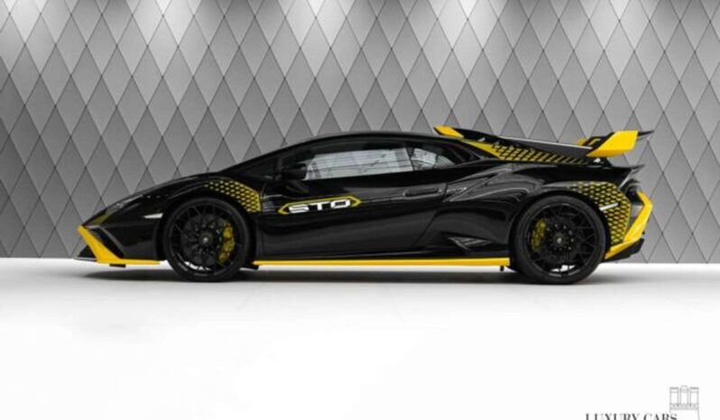 Lamborghini Huracan STO 2021 ON STOCK!! auf Bestellung voll